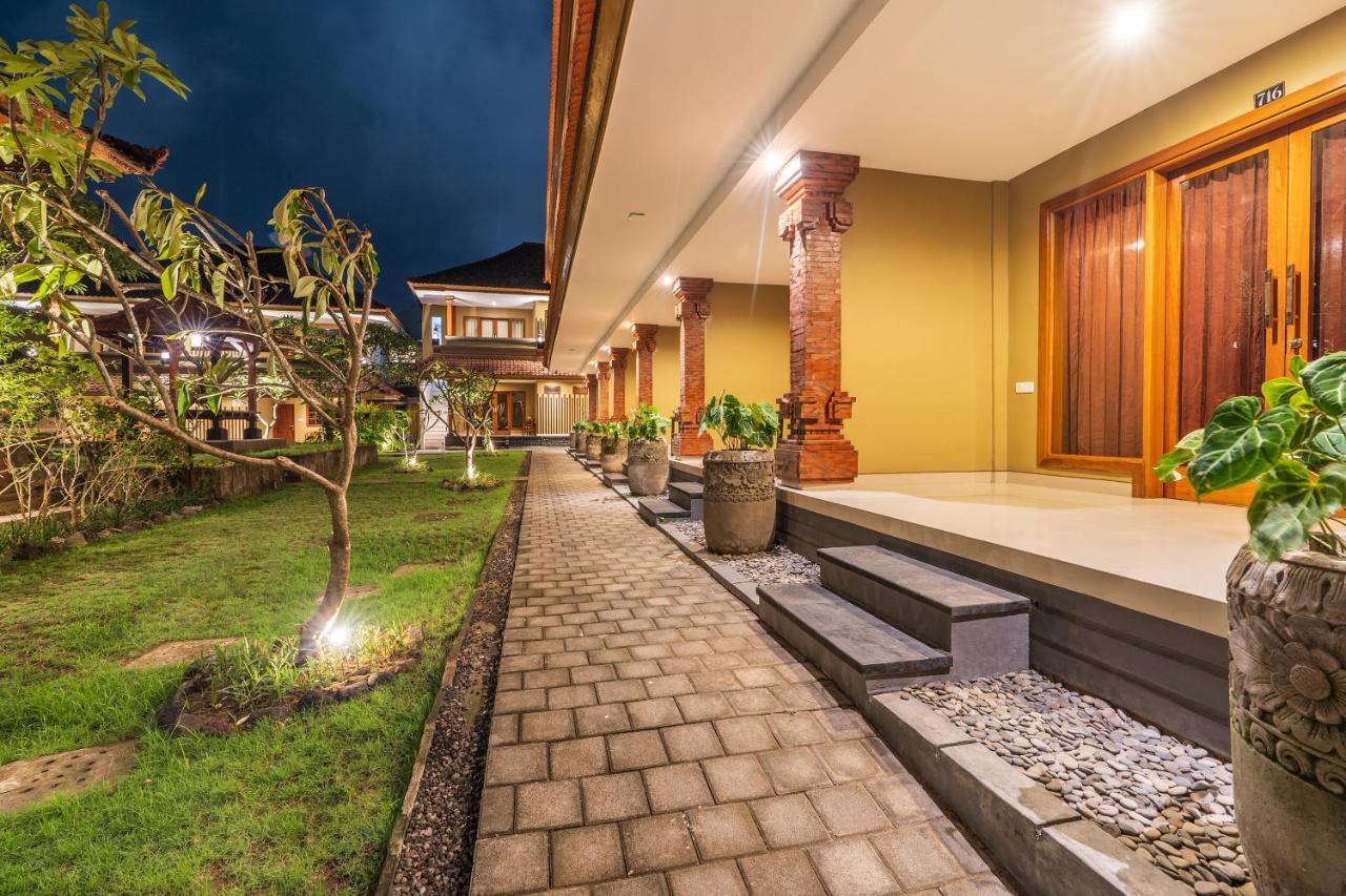 Suka Beach Inn Kuta Lombok Exterior foto